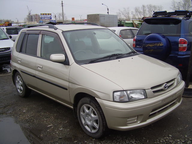 1999 Mazda Demio