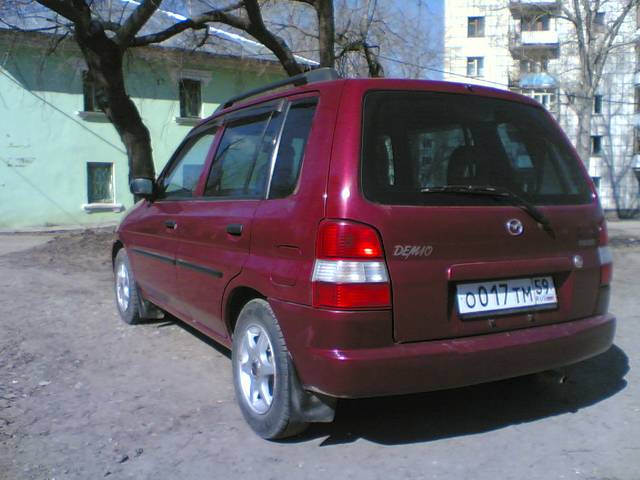 1999 Mazda Demio