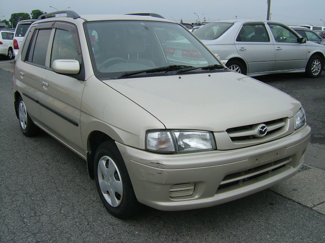 1999 Mazda Demio