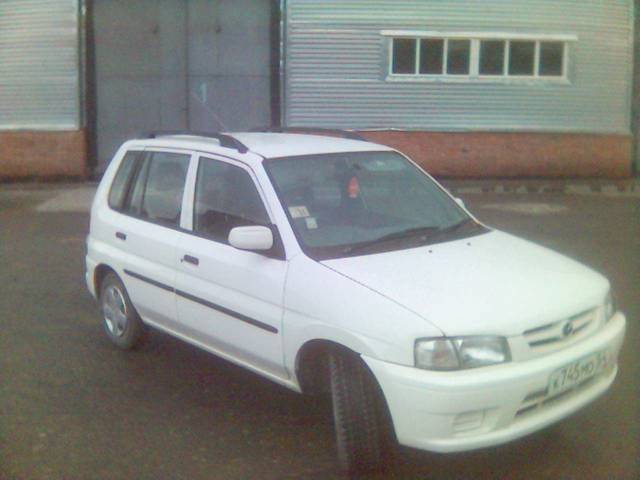 1999 Mazda Demio