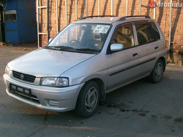 1999 Mazda Demio