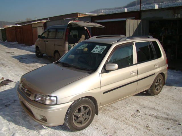 1999 Mazda Demio