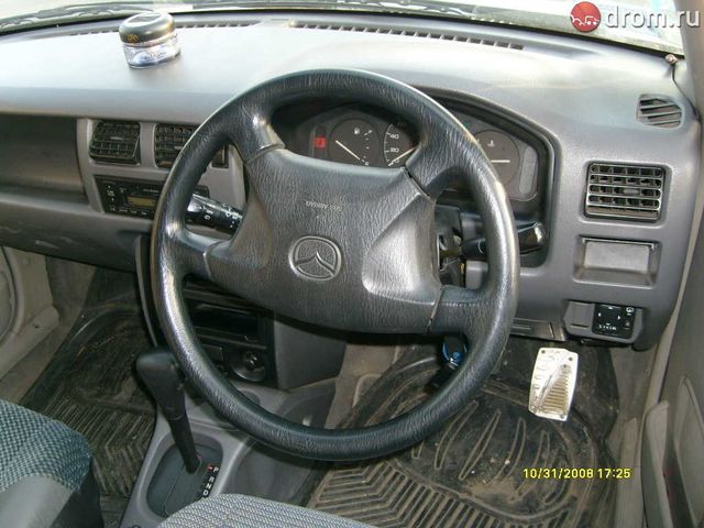 1999 Mazda Demio