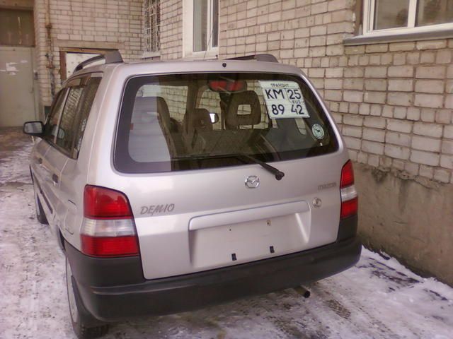 1999 Mazda Demio