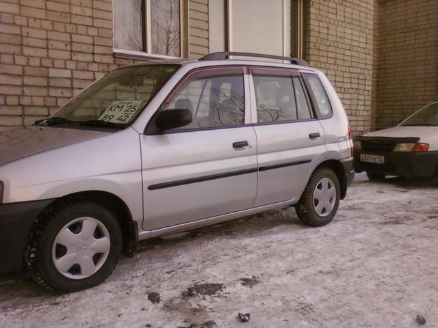 1999 Mazda Demio