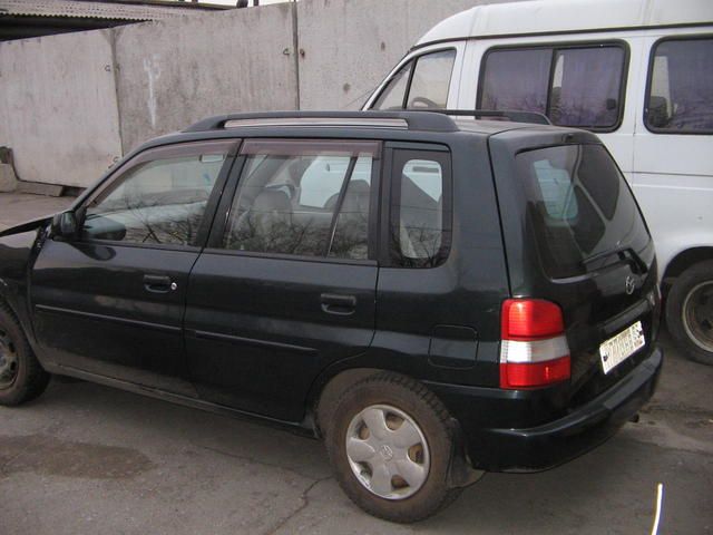 1999 Mazda Demio