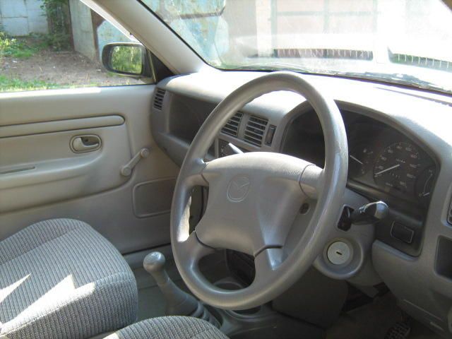 1999 Mazda Demio
