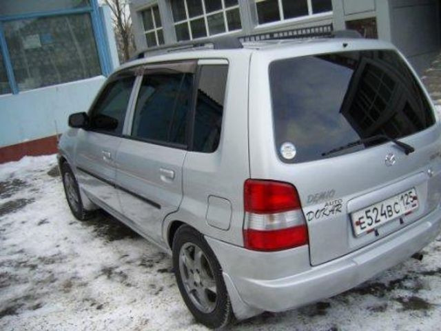 1999 Mazda Demio