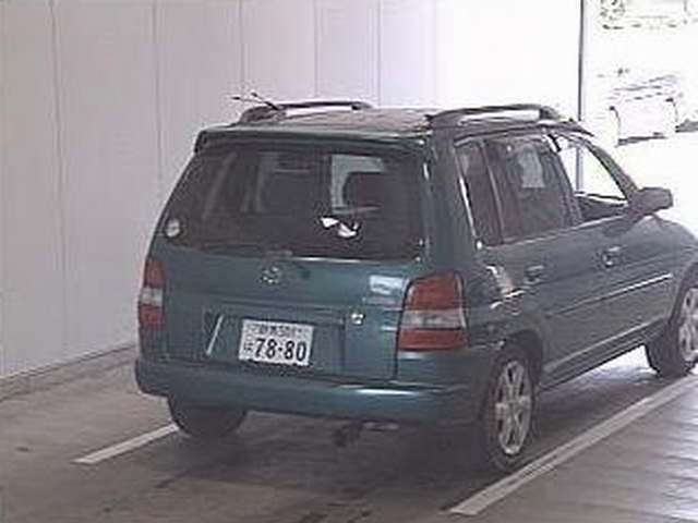 1999 Mazda Demio Pictures