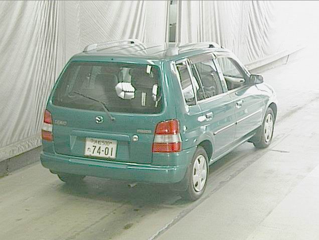 1999 Mazda Demio Pictures