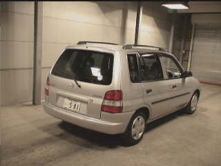 1999 Mazda Demio Pictures
