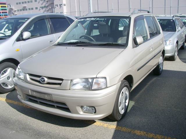 1999 Mazda Demio Images