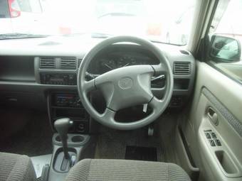 1999 Mazda Demio Photos