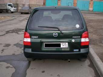 1999 Mazda Demio Photos