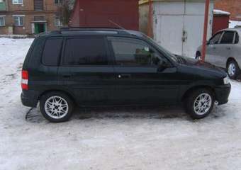 1999 Mazda Demio Pictures