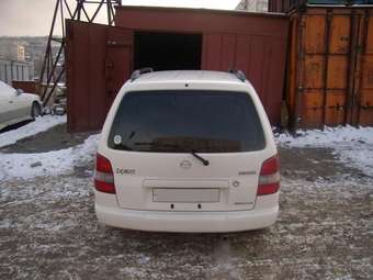 1999 Mazda Demio Photos