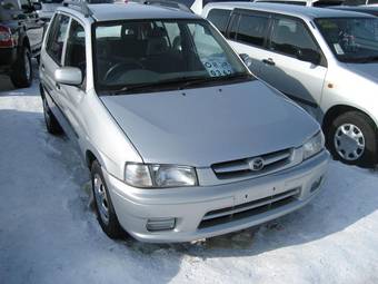 1999 Mazda Demio Pictures