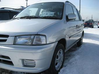 1999 Mazda Demio Photos