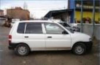 1999 Mazda Demio Pictures