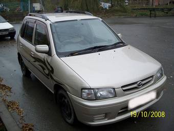 1999 Mazda Demio Pictures