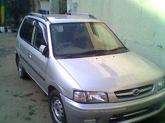 1999 Mazda Demio Photos