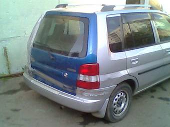 1999 Mazda Demio Pictures