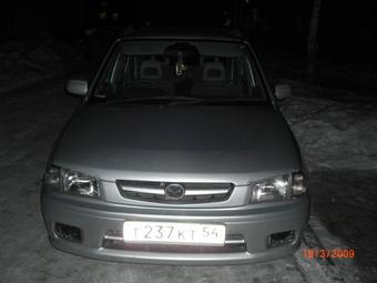 1999 Mazda Demio Pictures