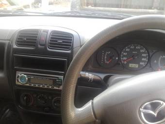 1999 Mazda Demio Photos