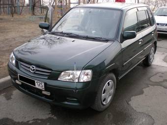 1999 Mazda Demio Photos