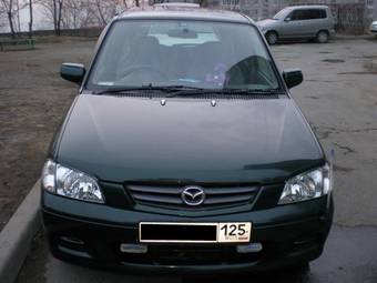 1999 Mazda Demio Photos