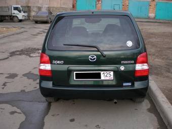 1999 Mazda Demio Pictures