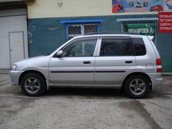 1999 Mazda Demio Pictures