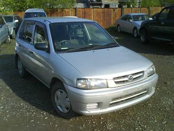 1999 Mazda Demio Pictures