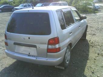 1999 Mazda Demio Photos