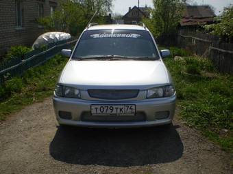 1999 Mazda Demio Photos
