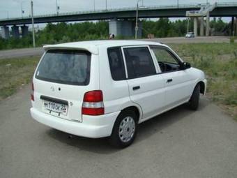 1999 Mazda Demio Pictures