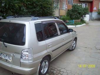 1999 Mazda Demio Pictures