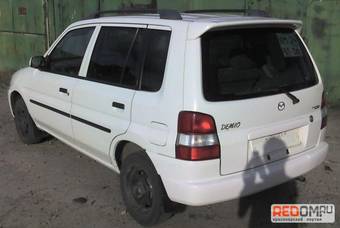 1999 Mazda Demio Photos