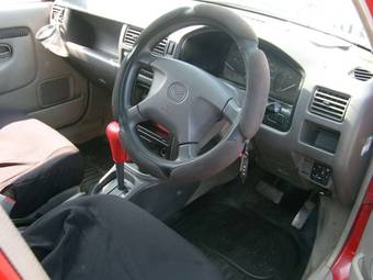 1999 Mazda Demio Images
