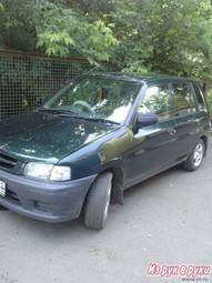 1999 Mazda Demio Photos