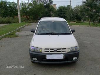 1999 Mazda Demio Photos