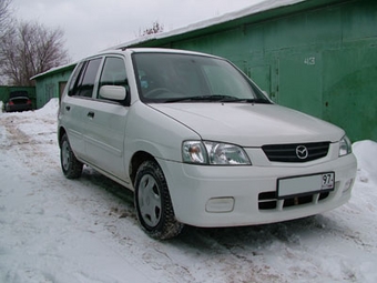 2000 Mazda Demio