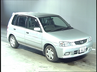 2000 Mazda Demio