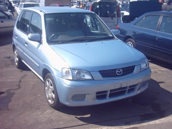 2000 Mazda Demio