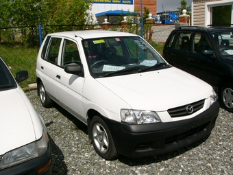 2000 Mazda Demio