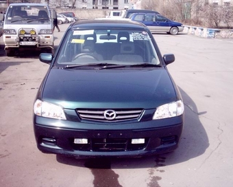 2000 Mazda Demio