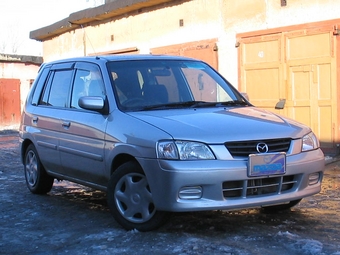 2000 Mazda Demio