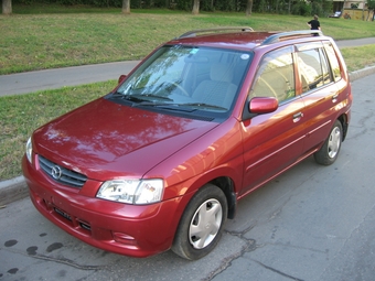 2000 Mazda Demio