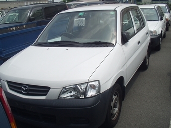 2000 Mazda Demio