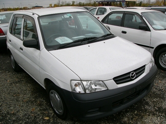 2000 Mazda Demio